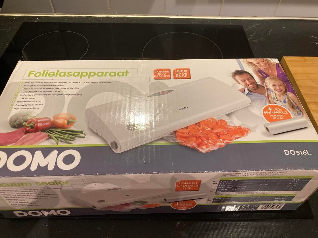 Domo Folielasapparaat + vacuumbekers, Maison & Meubles, Cuisine | Ustensiles de cuisine, Neuf, Enlèvement