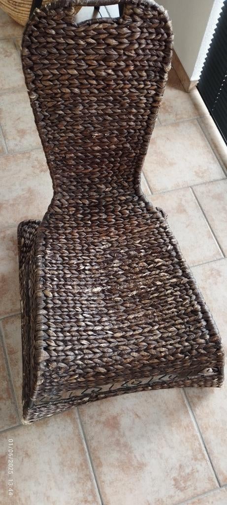 Chaise basse, fauteuil à bascule, en fibres naturelles, Enlèvement, Utilisé