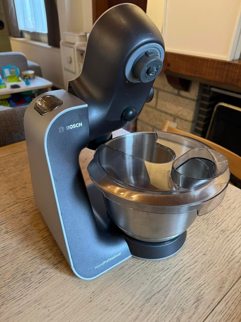 Robot de cuisine Bosch mum5 - 1000W avec accessoires, Electroménager, Mélangeurs de cuisine, Utilisé, 3 vitesses ou plus, Résiste au lave-vaisselle