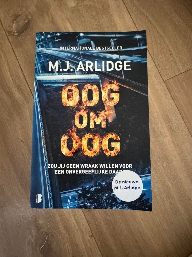 Arlidge, Boeken, Ophalen, Zo goed als nieuw
