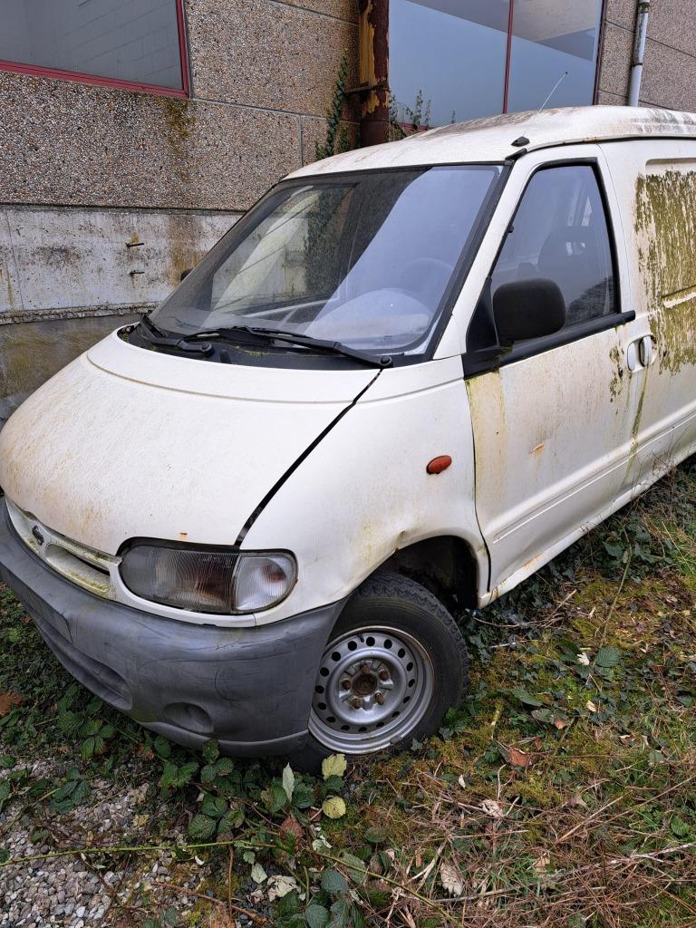 Nissan Vanette ( cargo), enkele onderdelen beschikbaar, Ophalen, Gebruikt, Nissan