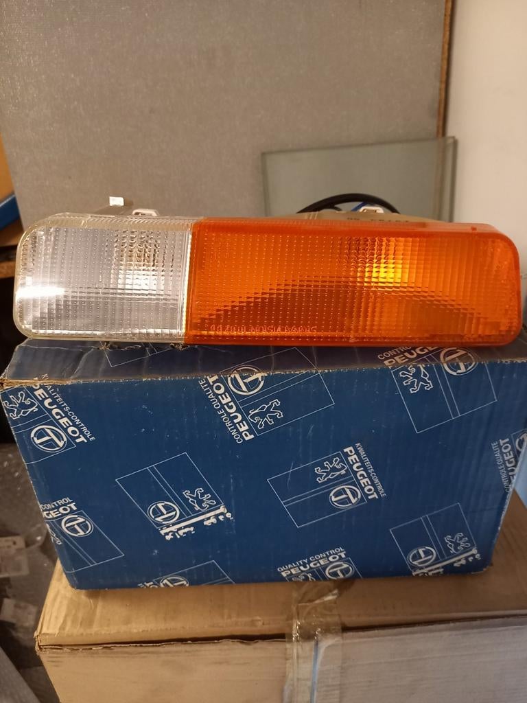 PEUGEOT 104 KNIPPERLICHT (NIEUW), Ophalen