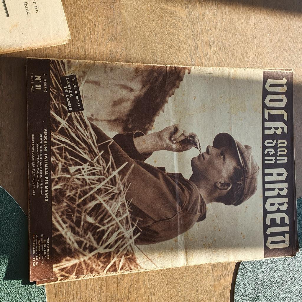 Volk aan den Arbeid - Oorlog - Collaboratie, Boeken, Oorlog en Militair, Tweede Wereldoorlog, Ophalen of Verzenden, Zo goed als nieuw