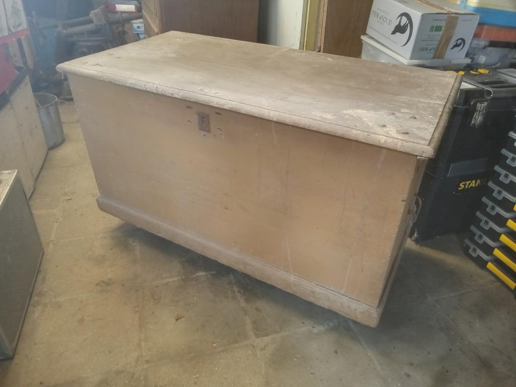 Ancien coffre en bois, Antiquités & Art, Enlèvement