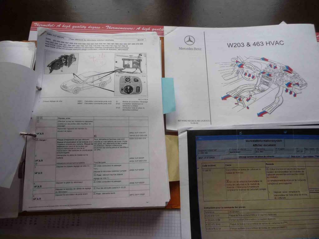 Mercedes C220CDI - W203 vues éclatées techniques, Enlèvement ou Envoi