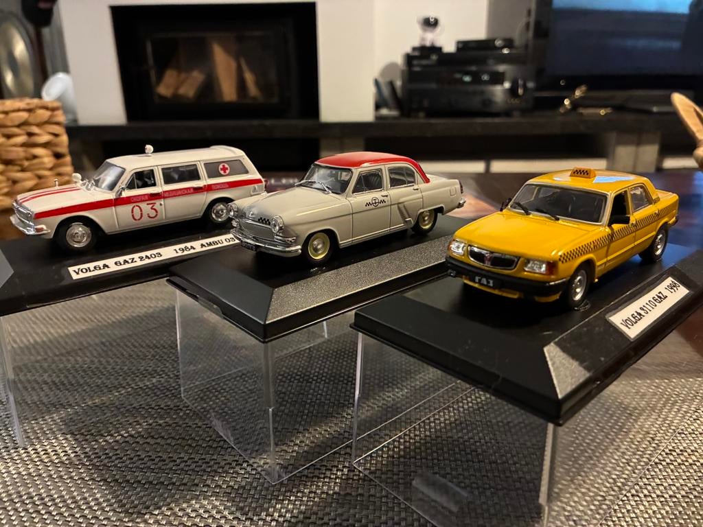 collection Volga gaz de agostini 1/43, Enlèvement, Comme neuf, Voiture