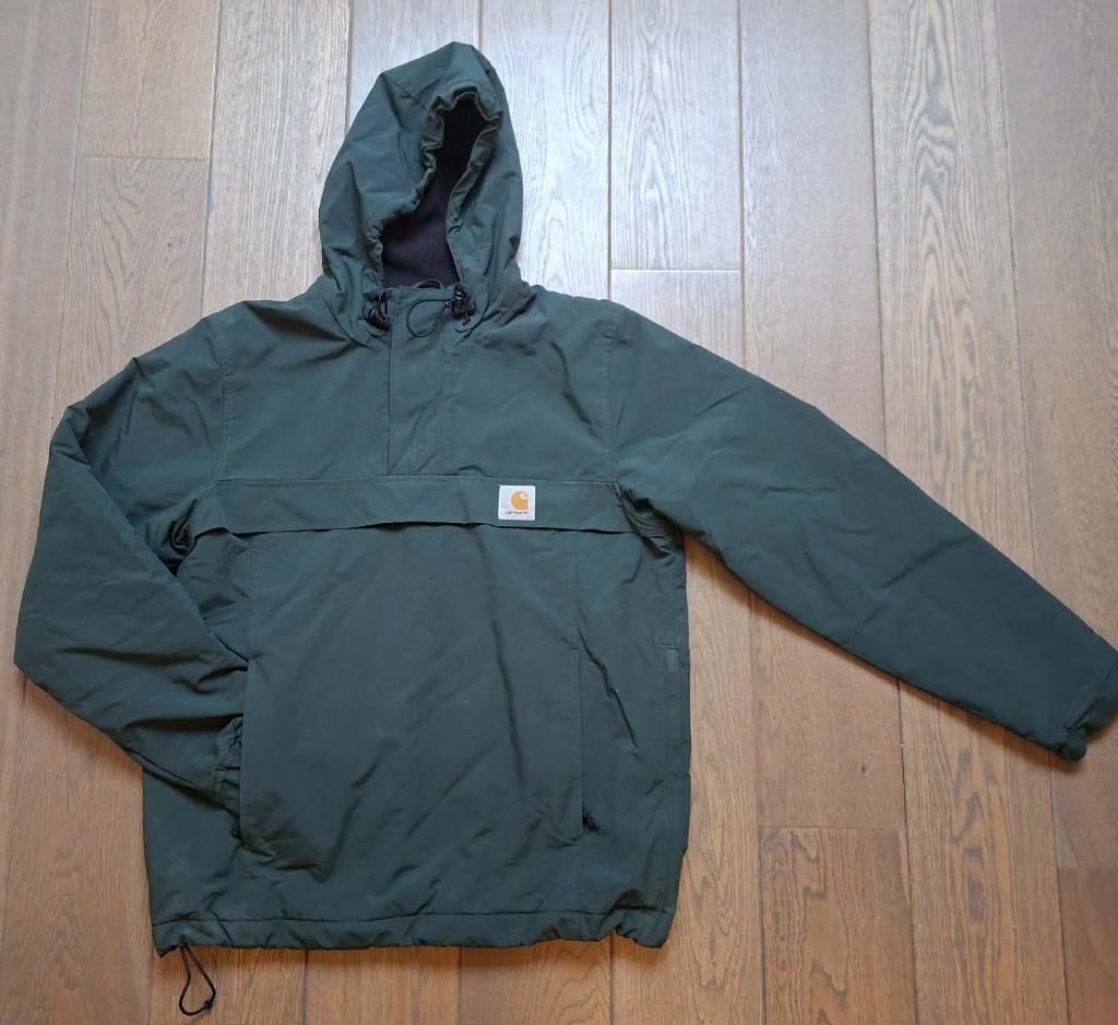 Kakigroene winterjas met kap Carhartt WIP maat S, Enlèvement ou Envoi, Taille 46 (S) ou plus petite