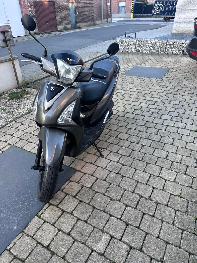 Scooter SYM symphony ST te koop, Fietsen en Brommers, Scooters | SYM, Zo goed als nieuw, Ophalen