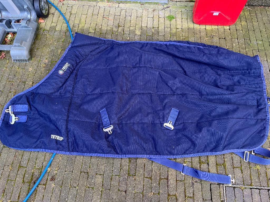 Trust winterdeken 400gr maat 195/145, Dieren en Toebehoren, Ophalen of Verzenden, Zo goed als nieuw, Deken