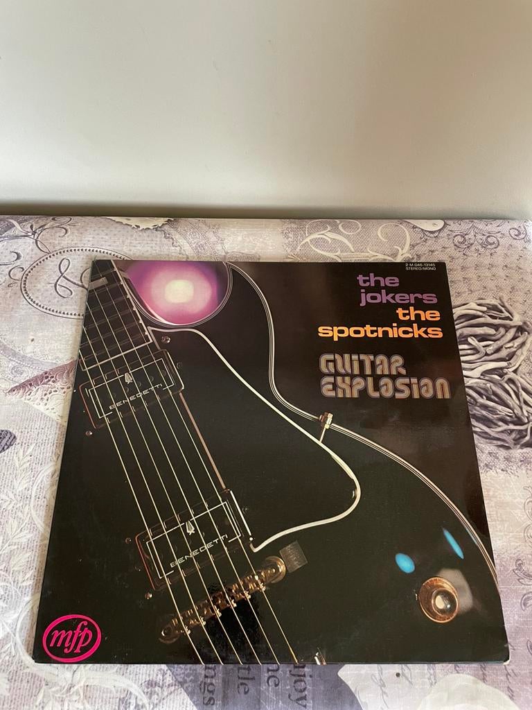 The Jokers / The Spotnicks – Guitar Explosion, Cd's en Dvd's, Ophalen of Verzenden, Zo goed als nieuw