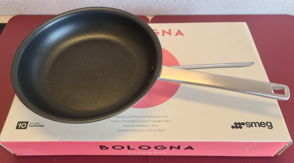 Poêle à frire 'Bologna/Smeg' - 20 cm, Inox, Nieuw, Ophalen of Verzenden, Keramische plaat