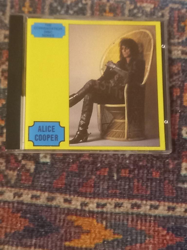 2 Cd's van Alice Cooper, Cd's en Dvd's, Cd's | Hardrock en Metal, Ophalen of Verzenden, Zo goed als nieuw