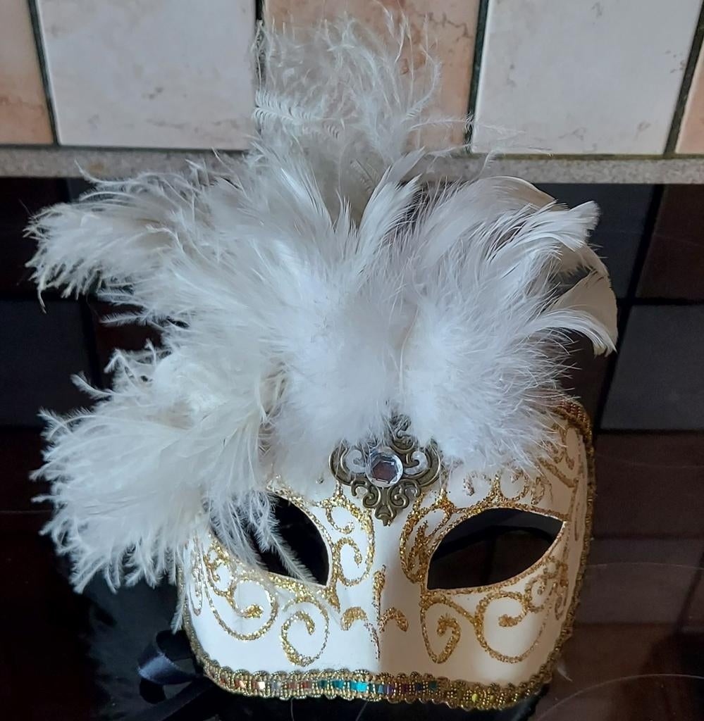 Masque blanc, Zo goed als nieuw