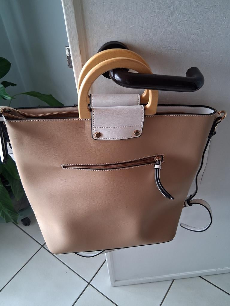 Handtas Veritas nieuw, Handtassen en Accessoires, Ophalen of Verzenden, Handtas