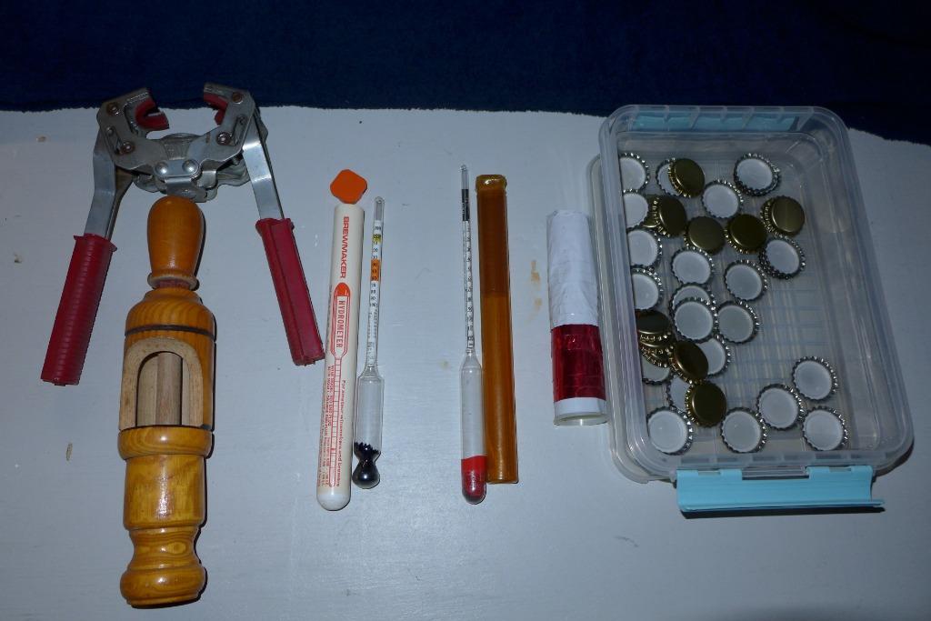 Bottelgereedschap wijn en kroonkurk, Hobby en Vrije tijd, Ophalen of Verzenden, Gebruikt