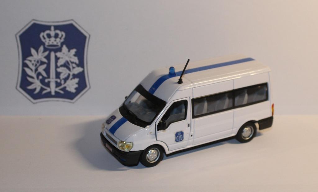 POLICE FORD TRANSIT (LOGO) 1/43, Envoi, Gendarmerie, Miniature ou Figurine