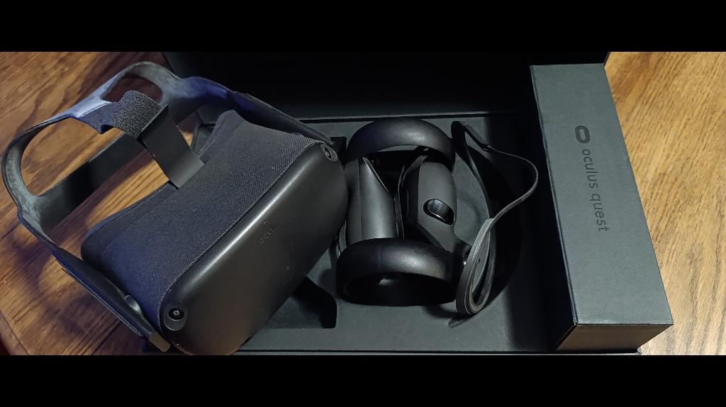 oculus quest 64 gb, Ophalen of Verzenden, Gebruikt, VR-bril, Overige platformen