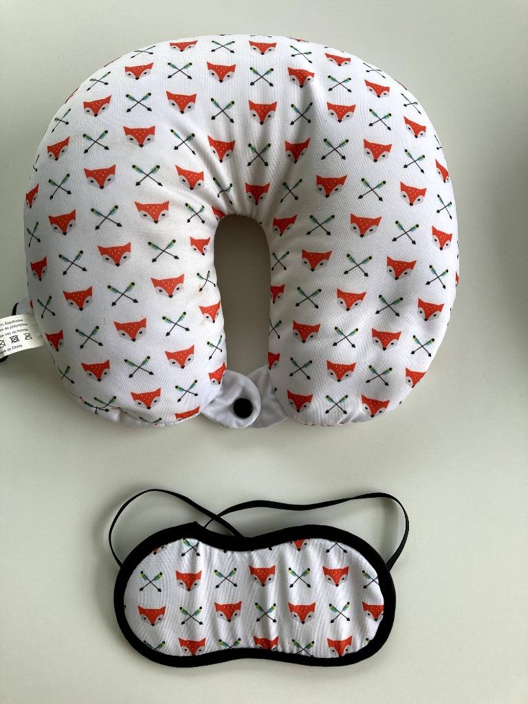 Autonekkussen + slaapmasker, zacht met een leuk motiefje!, Kinderen en Baby's, Overige Kinderen en Baby's, Zo goed als nieuw, Ophalen of Verzenden