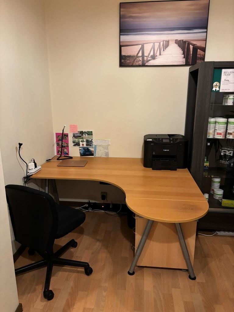 Bureau met ladekast, Ophalen, Gebruikt
