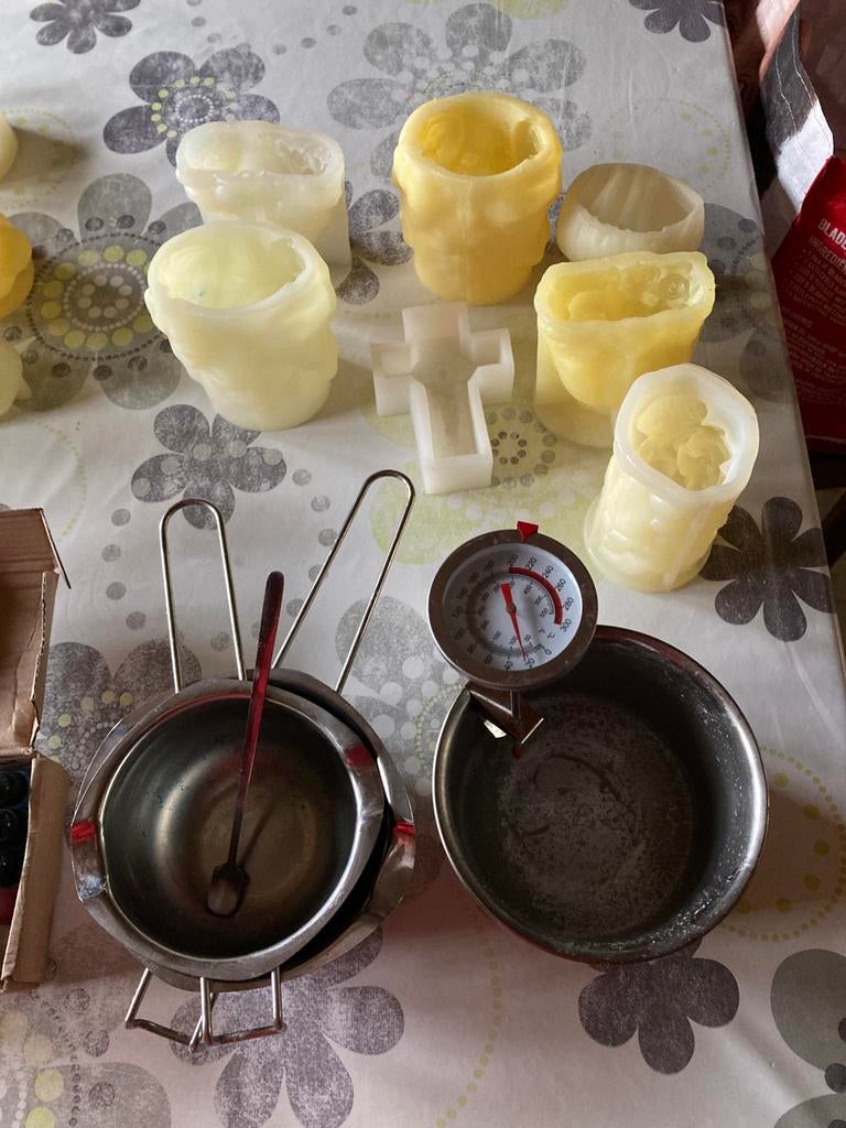 Kaarsen gieten, Ophalen, Zo goed als nieuw