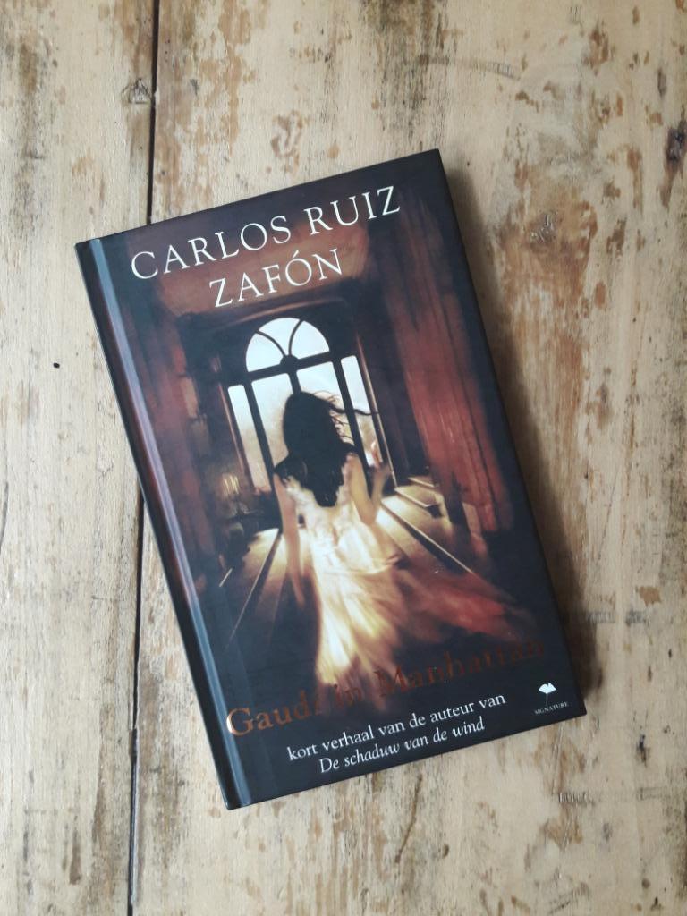 Boek Gaudi in Manhattan, Carlos Ruiz Zafon, Ophalen of Verzenden, Nieuw, België