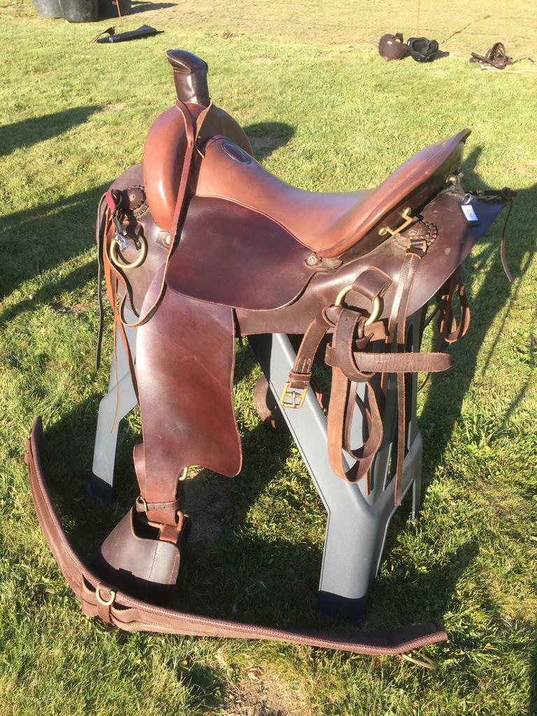 Selle de équitation / randonnée, Dieren en Toebehoren, Paarden en Pony's | Zadels, Gebruikt, Recreatie