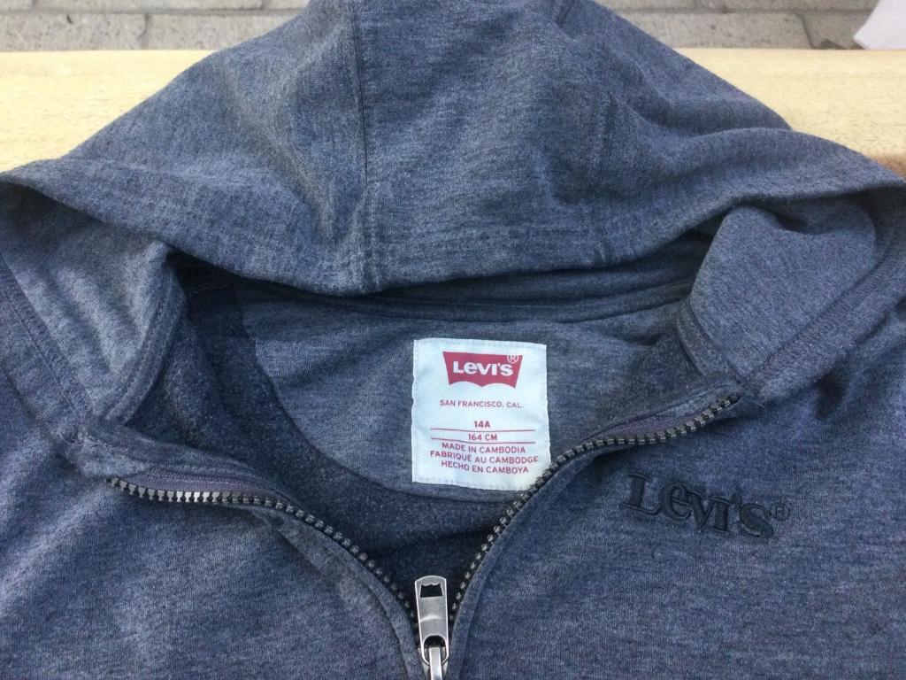 Hoodie LEVI’S - sweater capuche tirette 164 14 y, Garçon, Enlèvement ou Envoi, Pull ou Veste, Utilisé