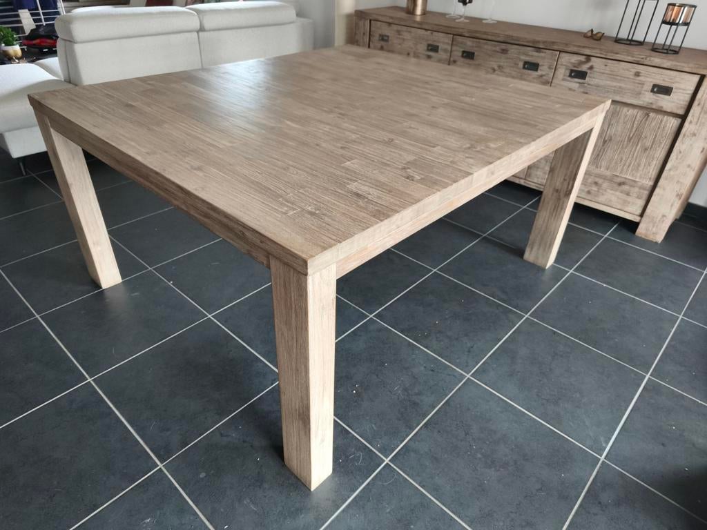 Table 160x140 H&H, Enlèvement