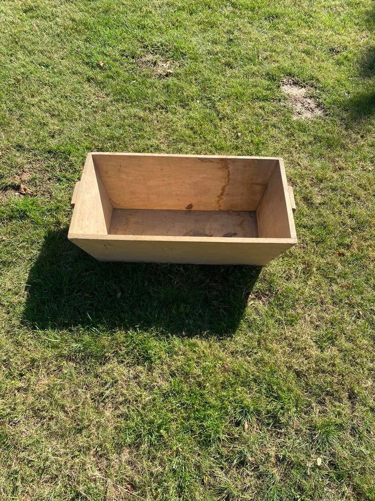 Ancien pétrin en bois, Enlèvement