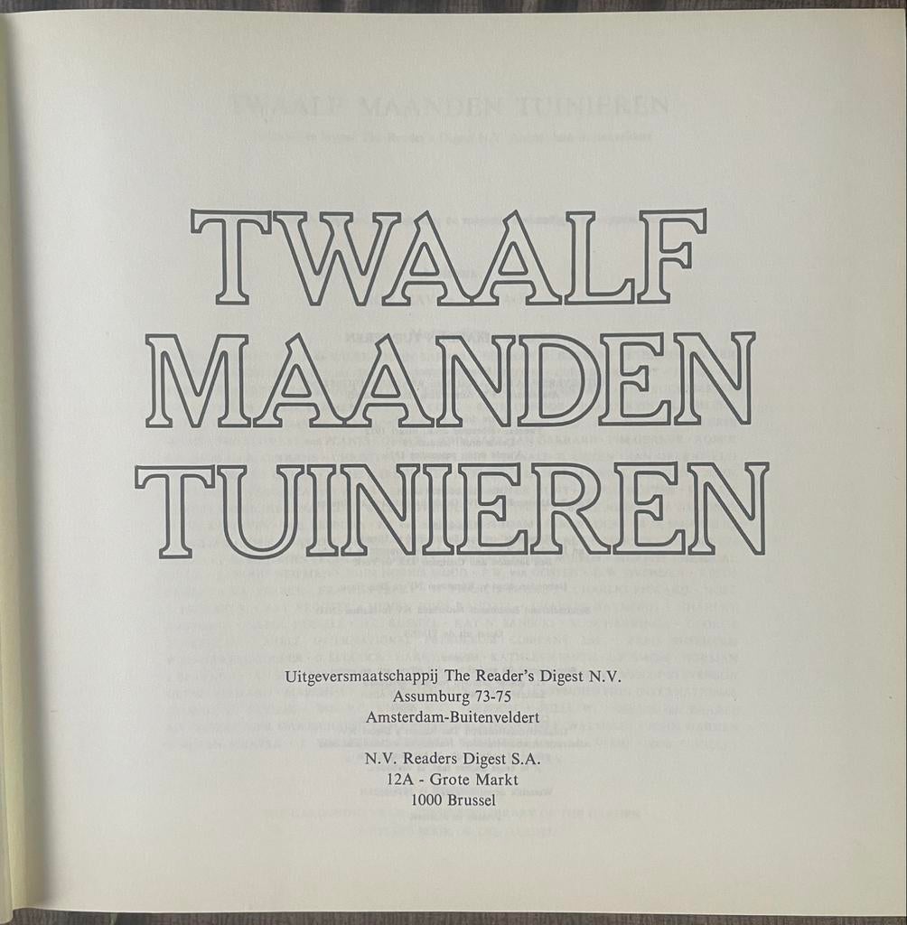 Twaalf maanden tuinieren, Readers Digest, Ophalen of Verzenden, Zo goed als nieuw, Natuur algemeen