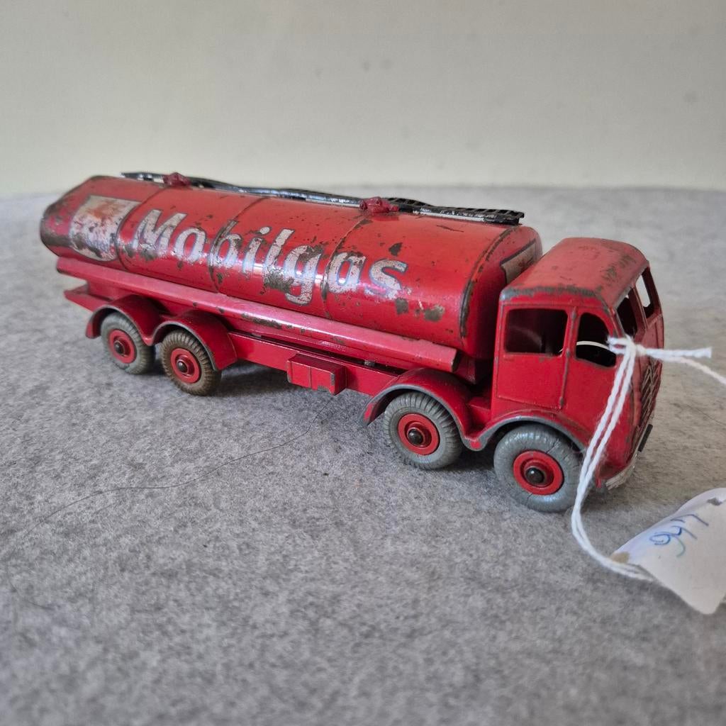 Dinky Toys supertoys 504, Foden tanker Mobilgas, Ophalen of Verzenden, Dinky Toys