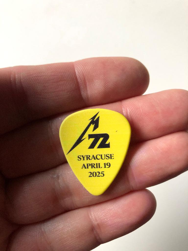 Metallica 2025 official Guitarpick Syracuse  plectrum, Ophalen of Verzenden, Zo goed als nieuw