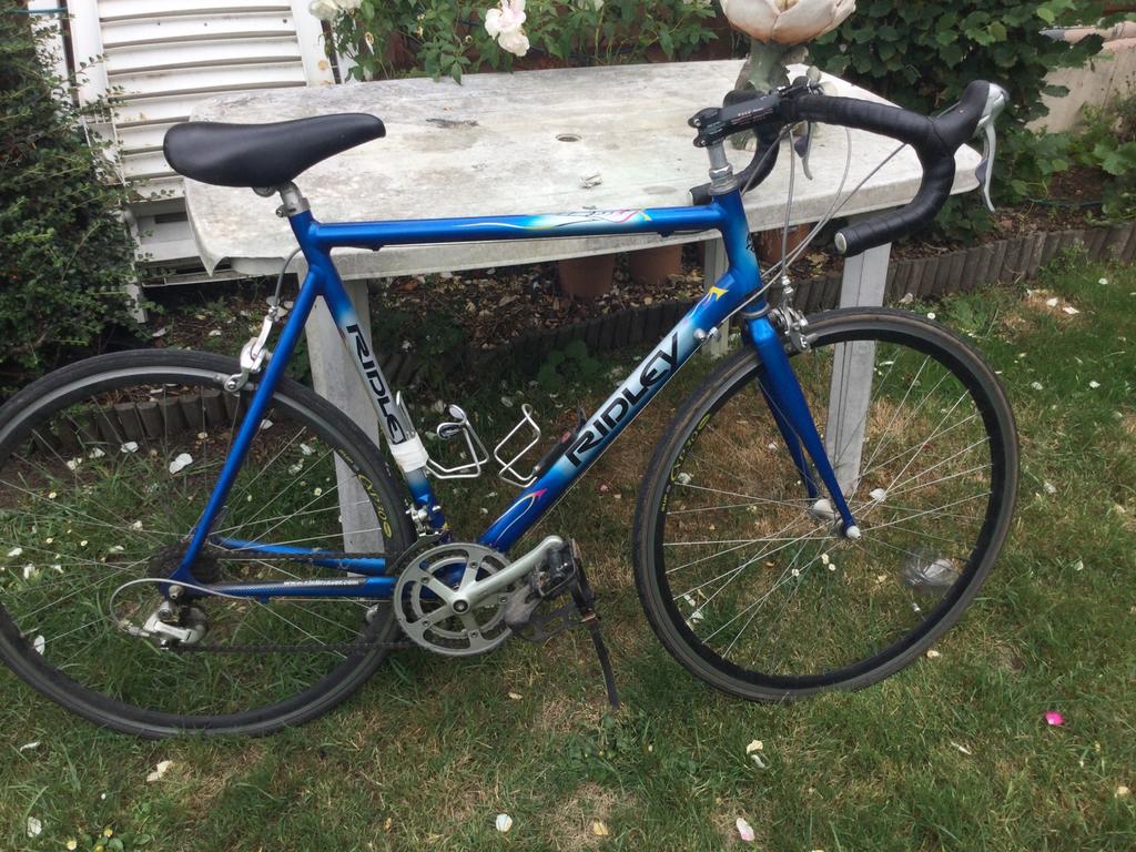 Vélo de course bleu et  ridley 16 vitesses 23 pouces réglage, Vélos & Vélomoteurs, Utilisé