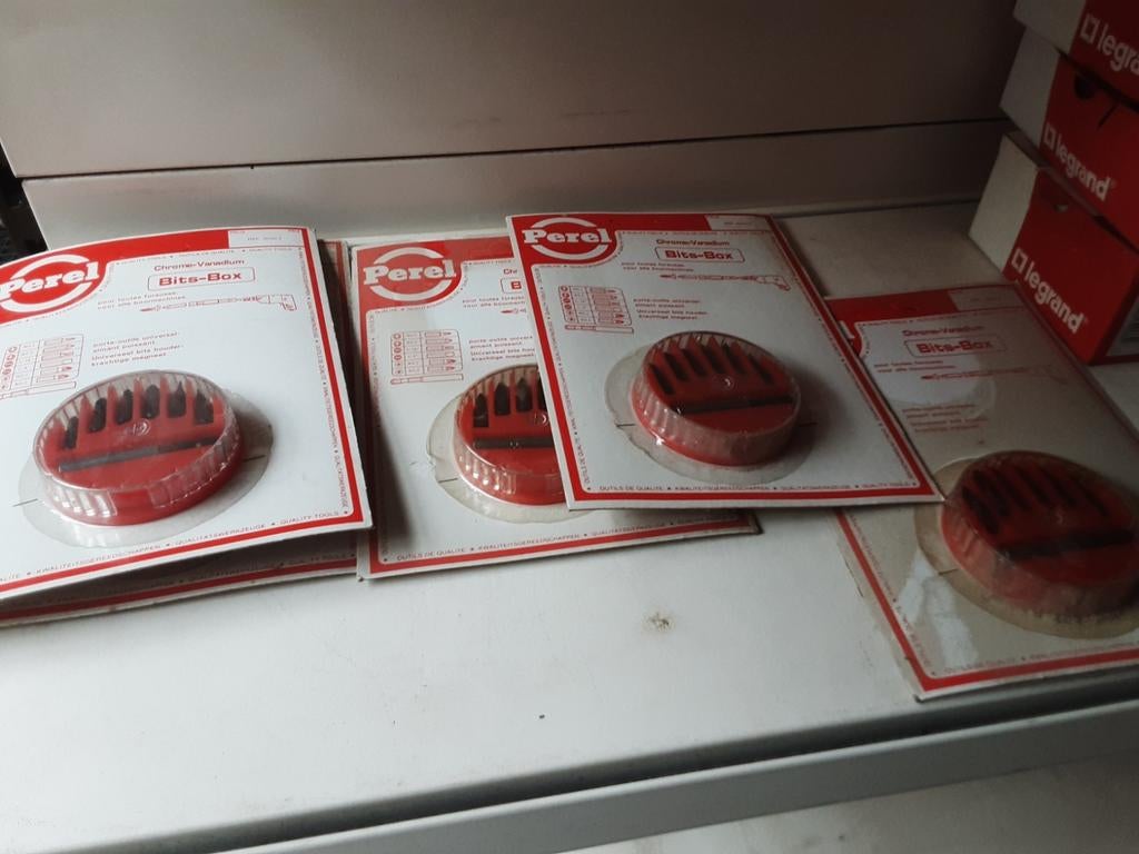 Set bietsen met houder, Ophalen