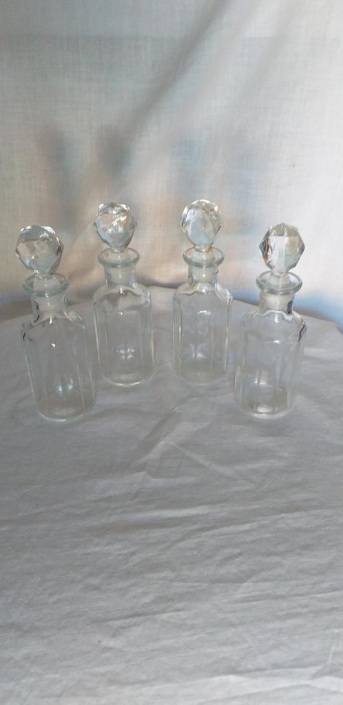 parfumflesjes met glazen stoppers, Antiek en Kunst, Antiek | Glaswerk en Kristal, Ophalen of Verzenden