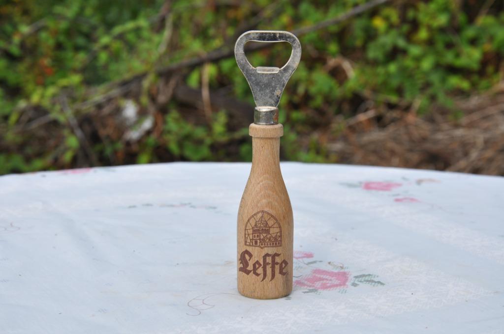 §  decapsuleur bouteille leffe (65), Enlèvement ou Envoi, Utilisé, Ouvre-bouteille, Leffe