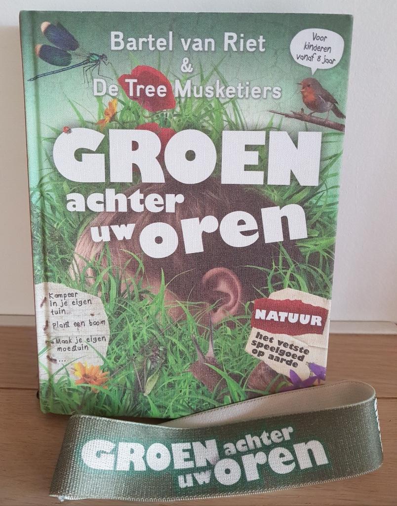Boek: 'Groen achter uw oren' (Bartel Van Riet & ...), Enlèvement ou Envoi, Comme neuf, Bartel Van Riet, Non-fiction