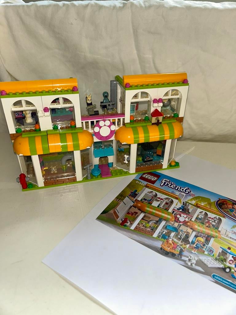 Lego friends dierenwinkel dierenkliniek 41345, Ophalen of Verzenden, Gebruikt, Lego