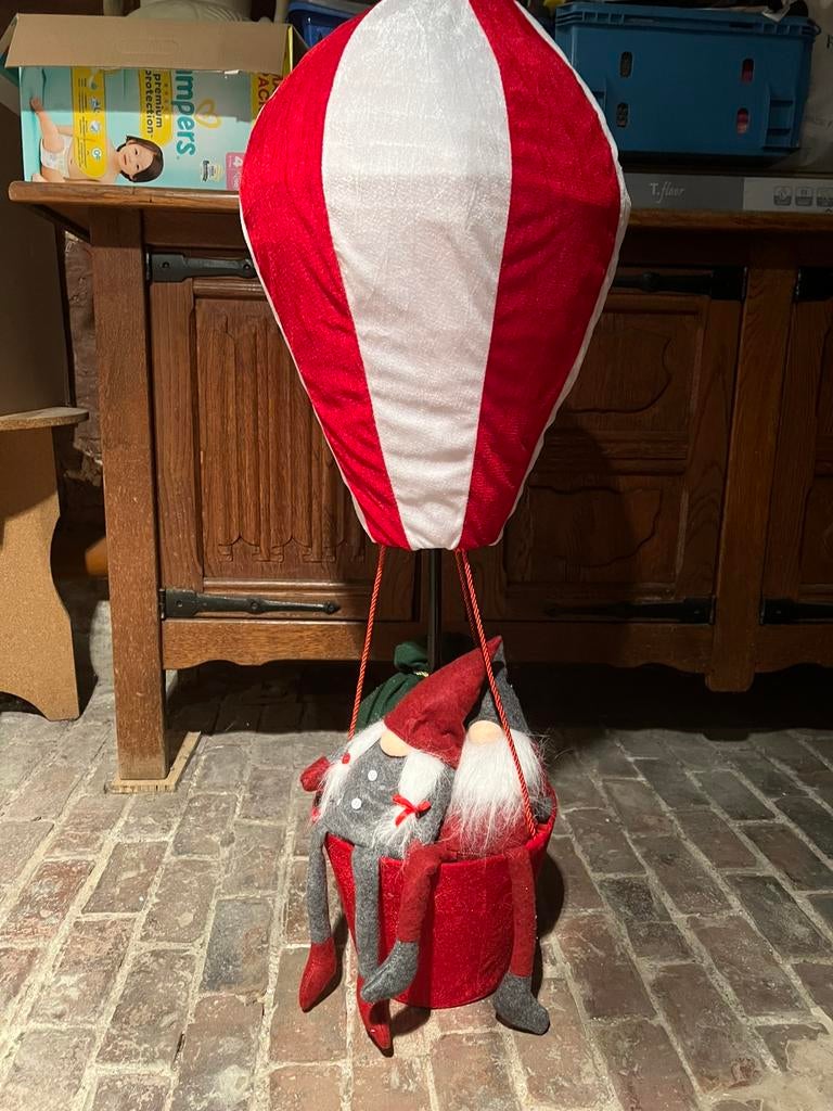 Montgolfières, Divers, Enlèvement, Comme neuf