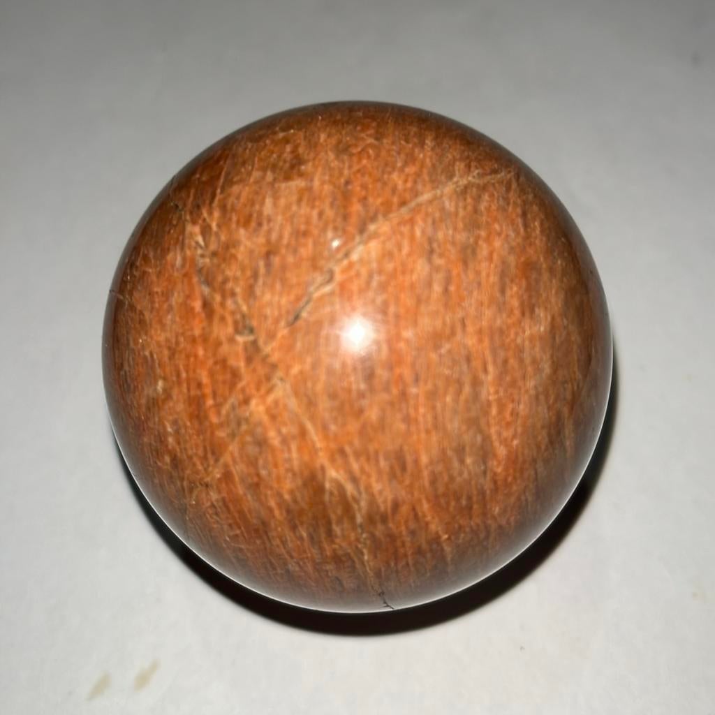 Perzik Maansteen bol met voetje - 322gram - diameter 60mm, Ophalen of Verzenden, Nieuw
