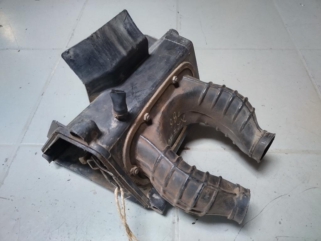 honda xr 350 model '83-'84 luchtfilterhuis airbox, Enlèvement ou Envoi, Utilisé