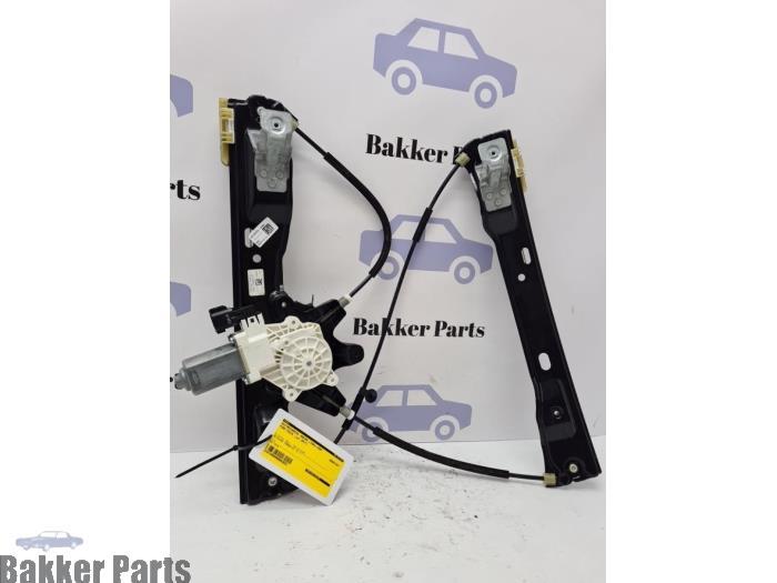 Ruitmechaniek 4Deurs links-voor van een Ford Focus, Gebruikt, -, -, Ford