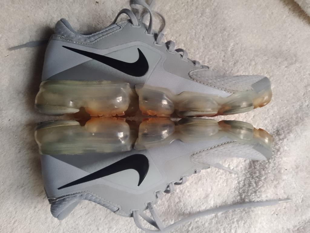 sneakers nike air vapormax maat 38 .5 goede staat, Gris, Enlèvement ou Envoi, Sneakers et Baskets, Nike
