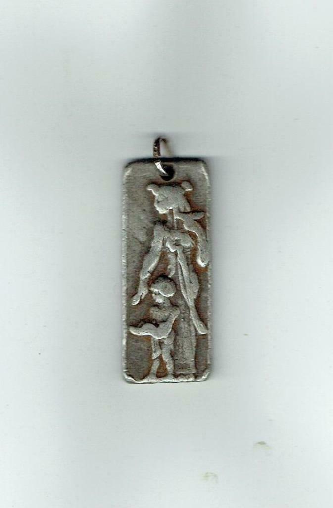 Pendentif couleur argent (Bijou 0014), Enlèvement ou Envoi, Autres représentations, Utilisé, Argent