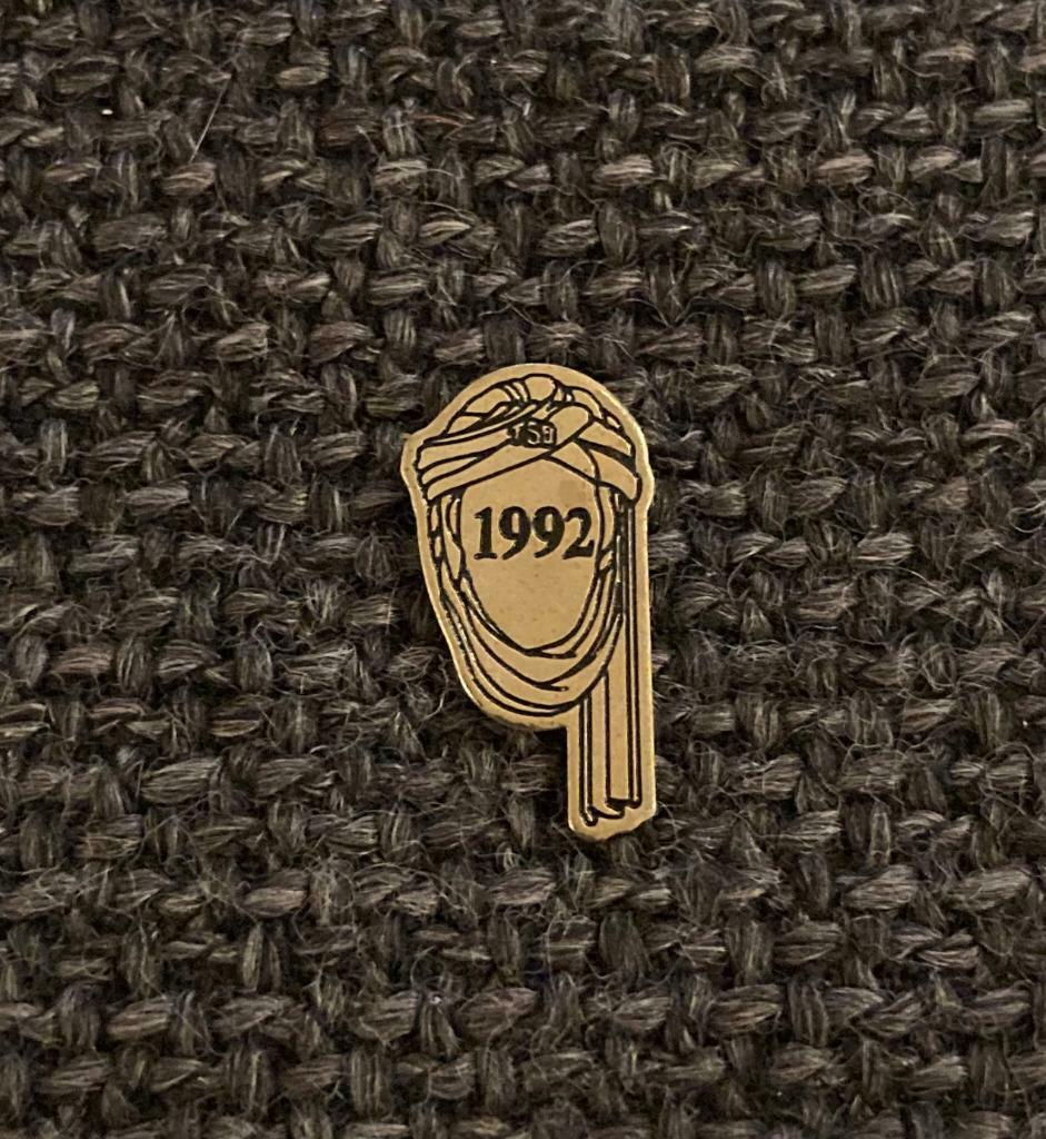 PIN - PARIS LE CAP 1992 - DAKAR RALLY - RALLYE, Verzenden, Gebruikt, Sport, Speldje of Pin