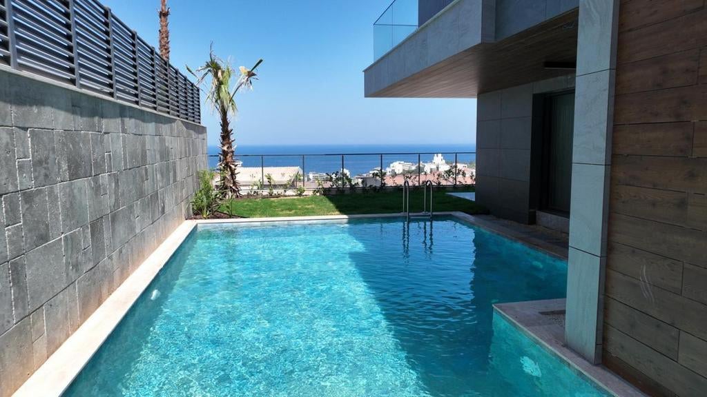 Villa de luxe à vendre – Kuşadası, Kadınlardeniz., Ville, Maison d'habitation, 4 pièces, Kuşadası