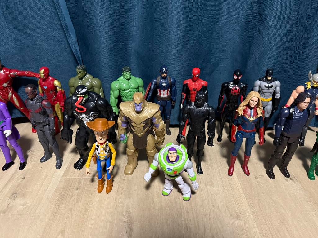 Marvel, Avengers,... 20 figurines articulées., Enlèvement ou Envoi, Utilisé