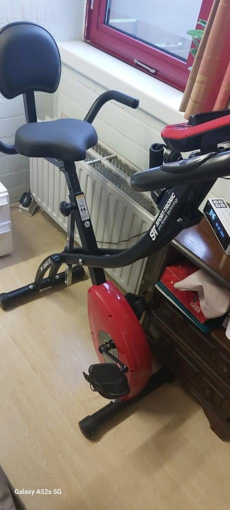 Nieuwe hometrainer  zeer goed Sporttronic, Ophalen, Hometrainer