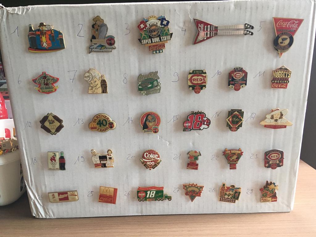 Coca Cola Pins, Collections, Broches, Pins & Badges, Comme neuf, Enlèvement ou Envoi