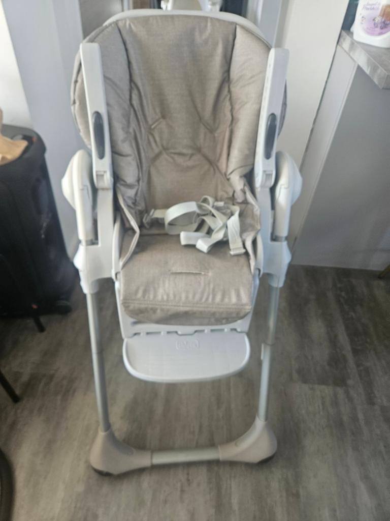 Chaise enfant chicco, Enfants & Bébés, Enlèvement